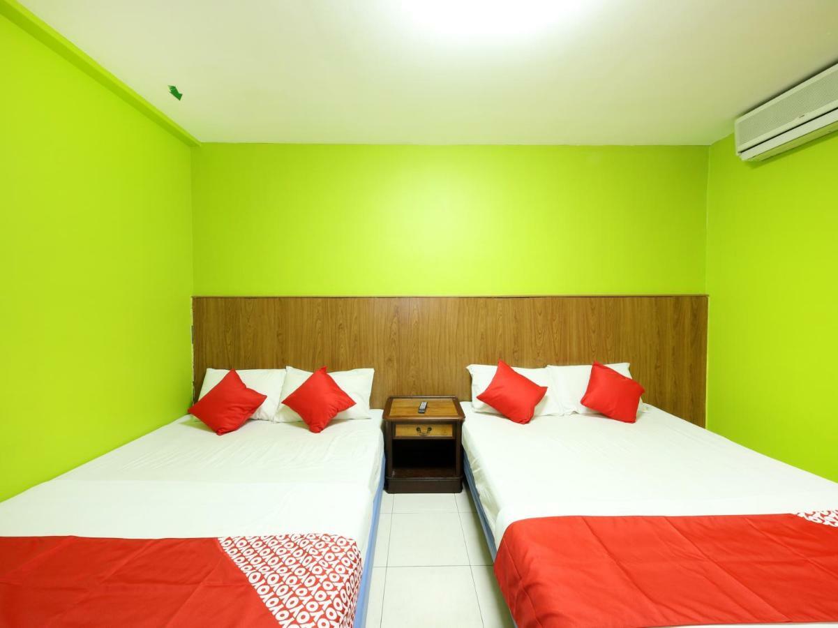 Oyo 434 Marbella Hotel Johor Bahru Buitenkant foto