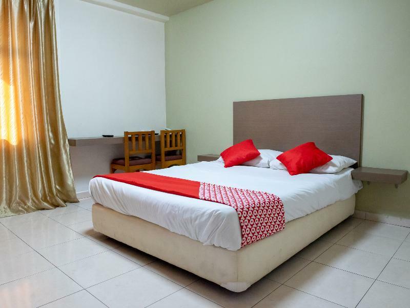 Oyo 434 Marbella Hotel Johor Bahru Buitenkant foto