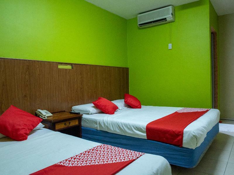 Oyo 434 Marbella Hotel Johor Bahru Buitenkant foto