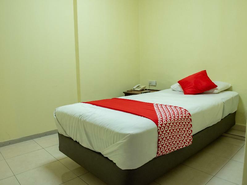 Oyo 434 Marbella Hotel Johor Bahru Buitenkant foto
