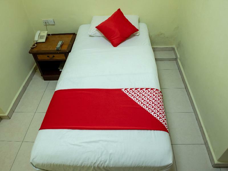 Oyo 434 Marbella Hotel Johor Bahru Buitenkant foto