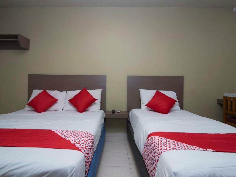 Oyo 434 Marbella Hotel Johor Bahru Buitenkant foto