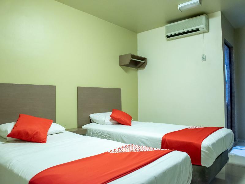 Oyo 434 Marbella Hotel Johor Bahru Buitenkant foto