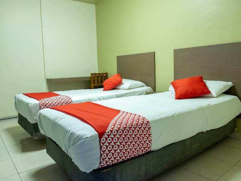 Oyo 434 Marbella Hotel Johor Bahru Buitenkant foto